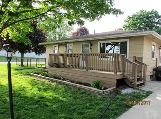 613 W American St, Monroe, IA 50170