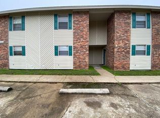 1917 Arizona St, Pascagoula, MS 39581