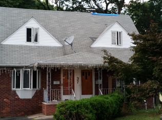 37 Aberdeen Ct, Haledon, NJ
