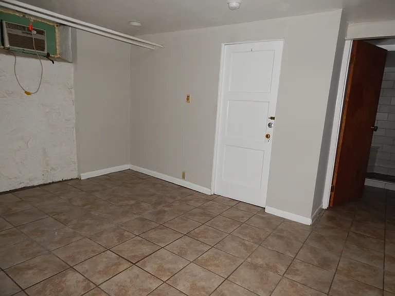 6115 Parkway Dr #1 — Photo 30