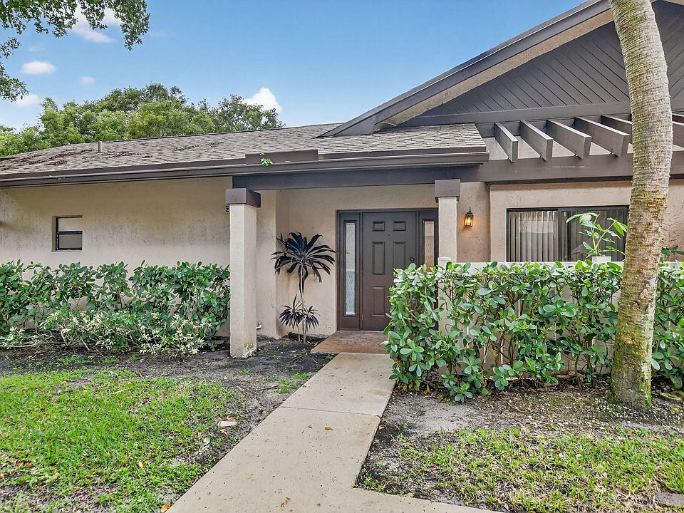 1st image of 2720 Carambola Circle N #17104