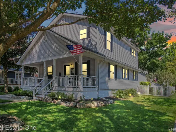 604 7th St, Rochester, MI 48307