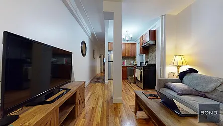 Rented by Bond New York