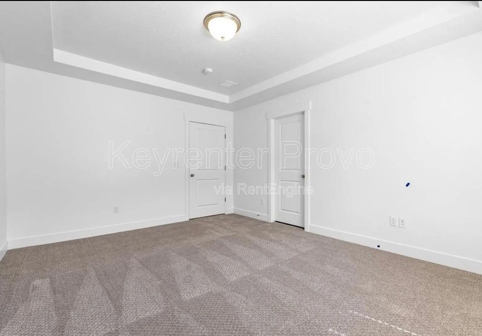 3 bed, 2.5 bath, 2178 sqft, $1,940 — Photo 2