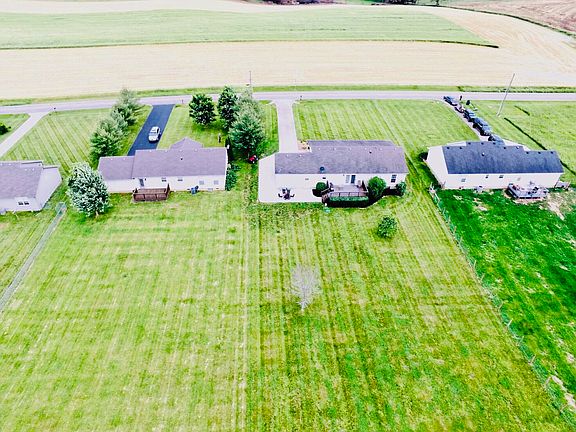 4th image of 909 Kentucky Ct #177