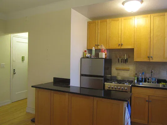 Rented by Beekman Street Realty | media 4