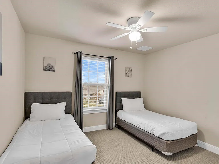 129 Birkshire Dr — Photo 29