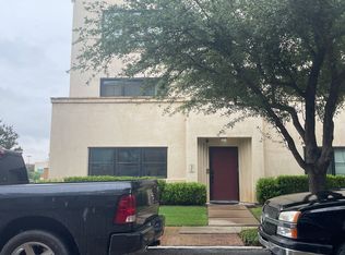 916 Magnolia Green Dr, Fort Worth, TX 76104