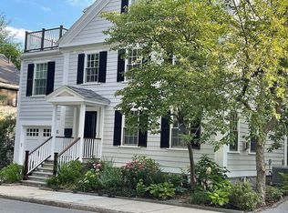 11 Hutchinson St, Cambridge, MA 02138