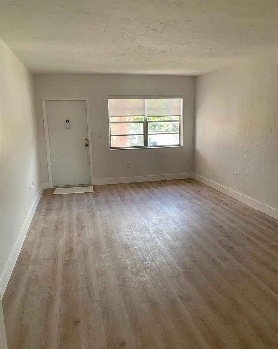2 bed, 1.0 bath, $2,050 — Photo 1