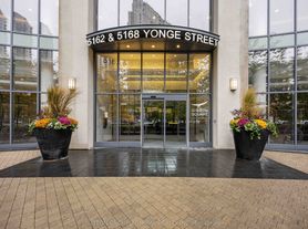 5168 Yonge St
