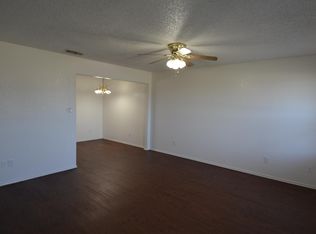 1705 Overland Dr, Cleburne, TX 76033