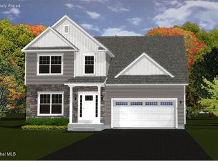 5 River Rock Drive, Milton, NY 12020