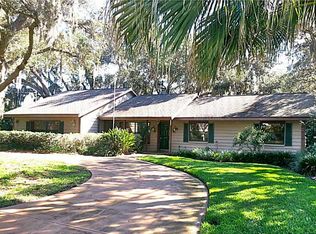 1024 Peninsula Ave, Tarpon Springs, FL 34689