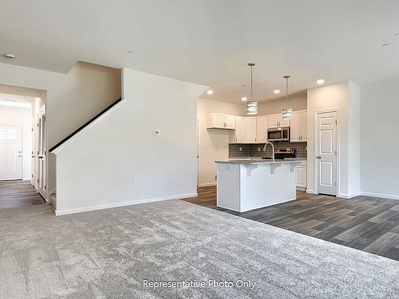 7th image of this home