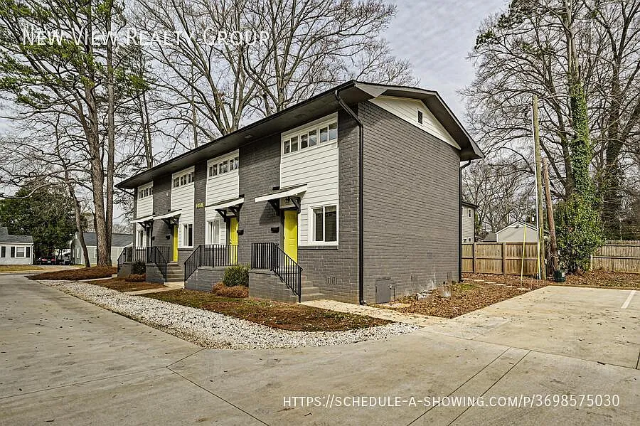 215 S Gardner Ave #4