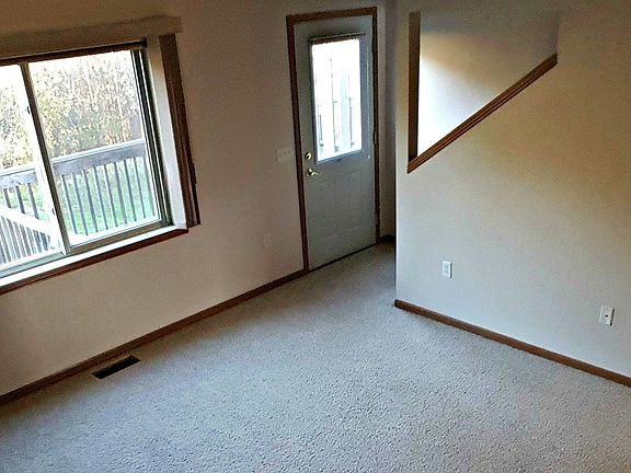 4th image of 388 Red Cedar St #389-4