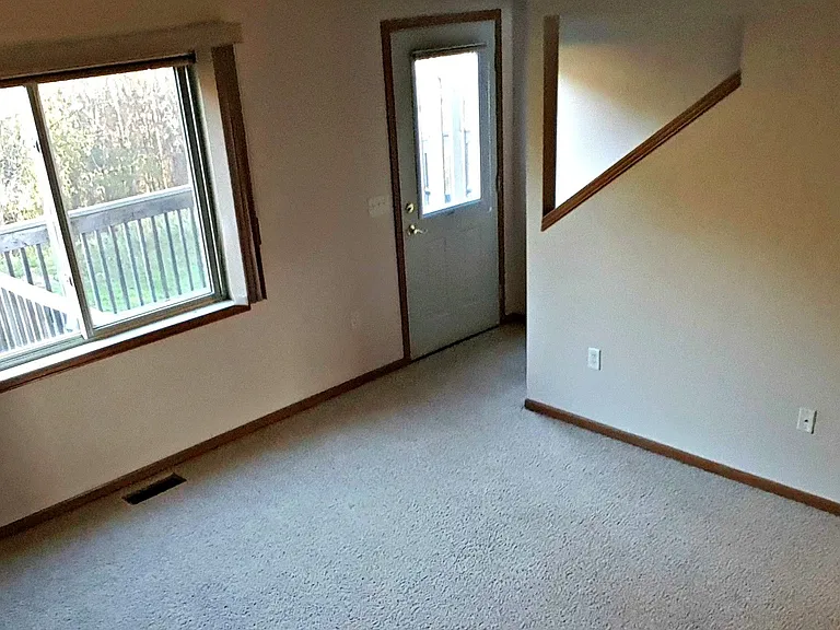 Pinedale Apartments and Red Cedar Townhomes — Photo 20