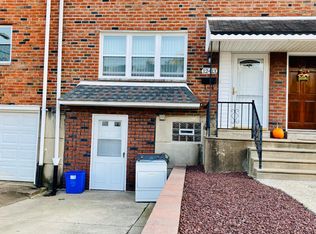12413 Rambler Rd, Philadelphia, PA 19154