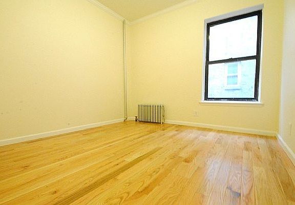4th image of 238 E 14th St #2G