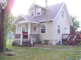 300 E 4th St, Hartford, SD 57033