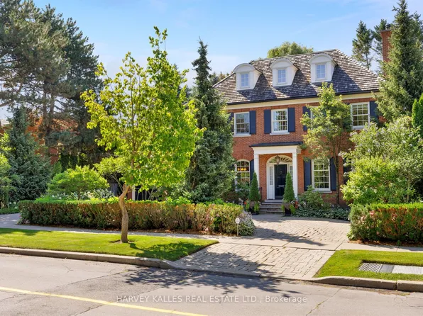 17 Sagewood Dr, Toronto, ON M3B 1T5