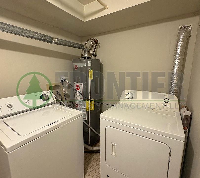 1st image of 3939 Magnolia Ave APT 2E
