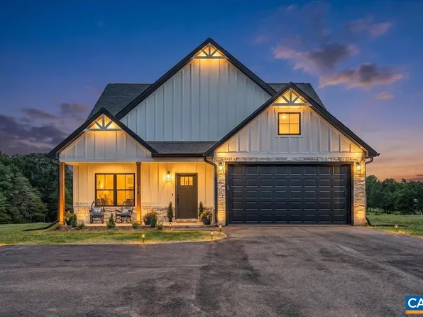 510 Camellia Pl, Moneta, VA 24121