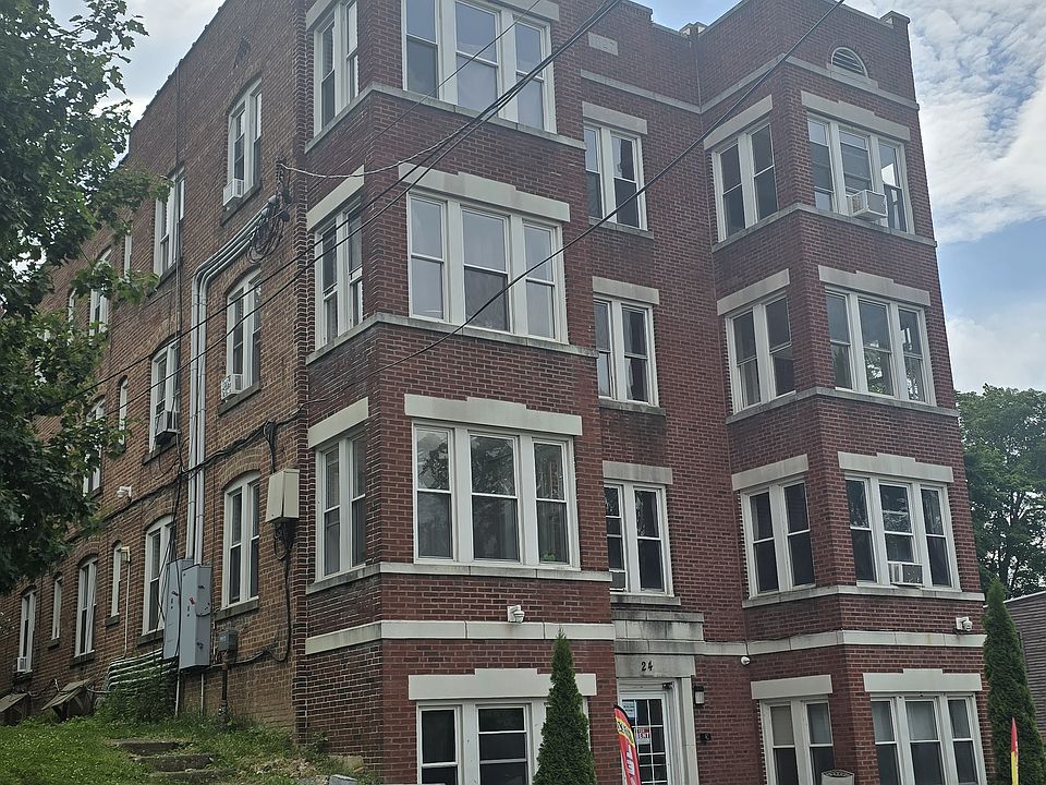 1st image of 24 Barclay St #2D