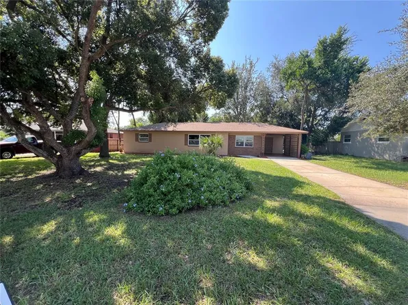 510 W Charlotte Ave, Eustis, FL 32726