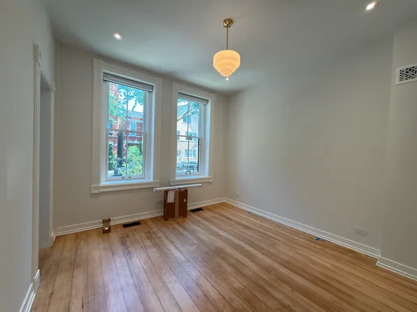 856 N Marshfield Ave, Chicago, IL