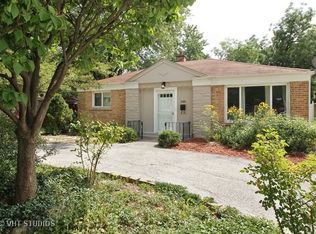 2033 Hawthorne Rd, Homewood, IL 60430