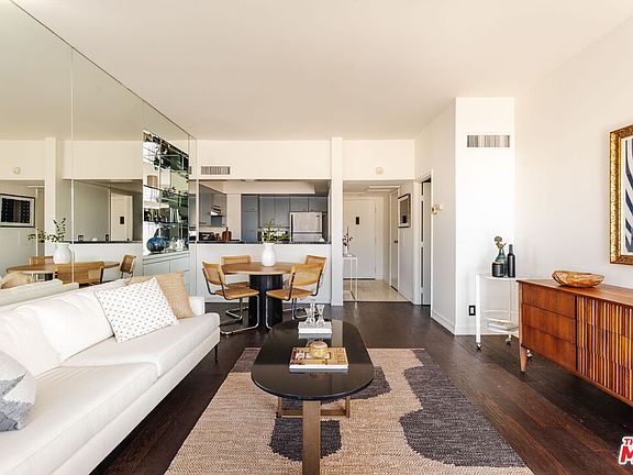 4th image of 7135 Hollywood Blvd APT 603