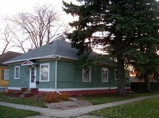 201 S Liberty Ave, Madison, SD 57042