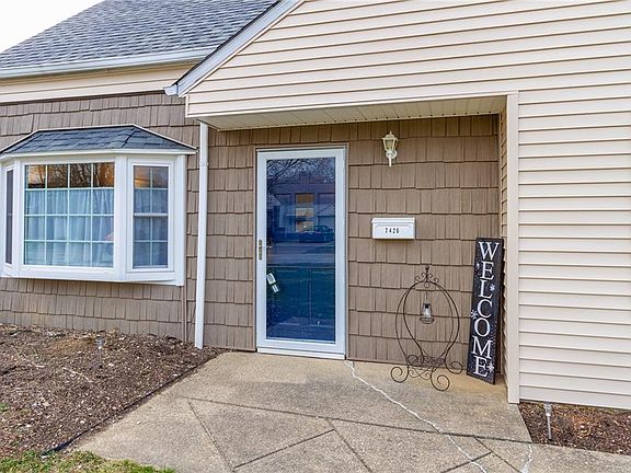 3rd image of 7426 Lanier Dr