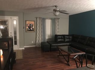 190 Redcrest Dr, Shepherdsville, KY 40165