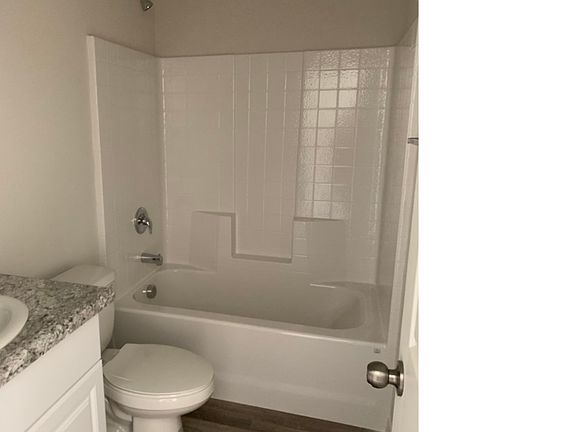 4th image of 1833 N Saint Francis Pl