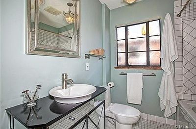 main level bath