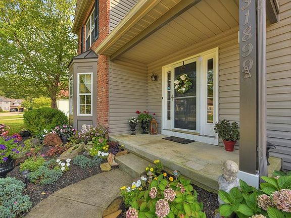 3rd image of 31899 Pondside Dr