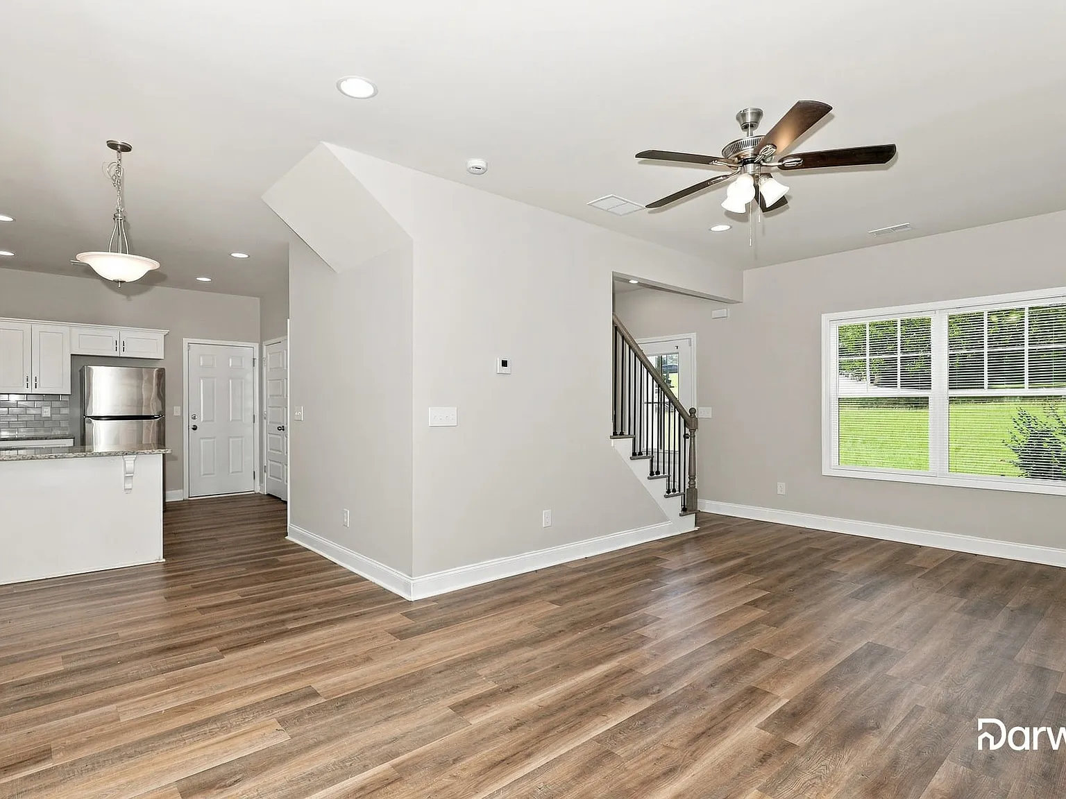 4 bed, 2.5 bath, 1720 sqft, $2,045 — Photo 4