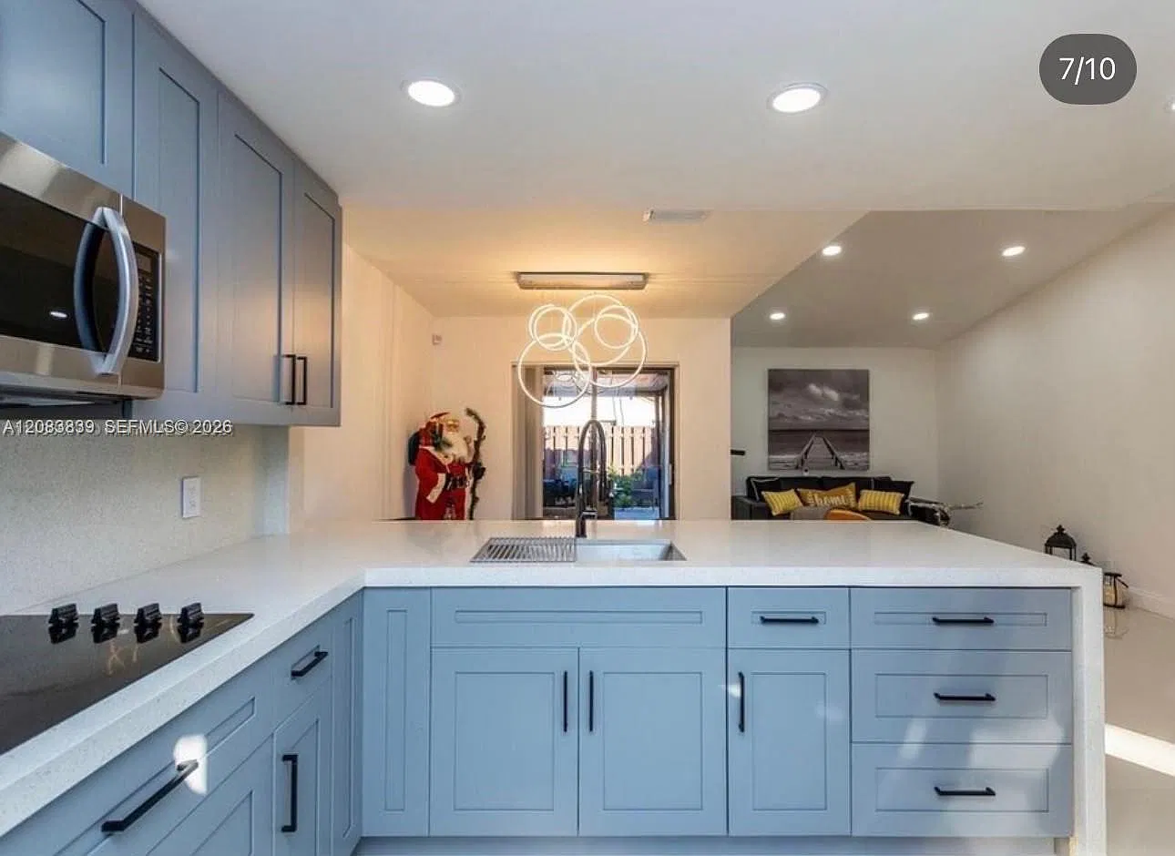 2 bed, 2.0 bath, 929 sqft, $2,900 — Photo 4