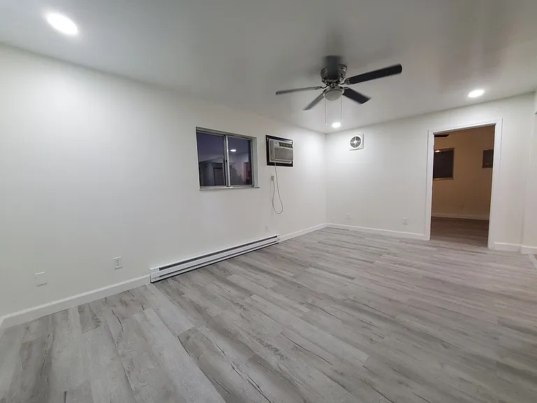 607 E Dorothy Ln — Photo 6