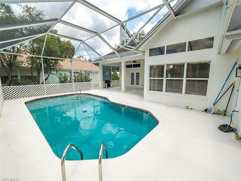 11394 Waterford Village Dr — Photo 19