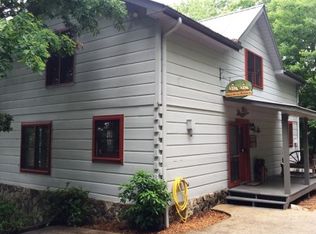 451 Hemptown Heights Dr, Morganton, GA 30560