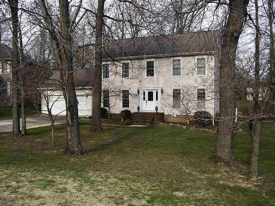 1st image of 275 Pinebrook Dr