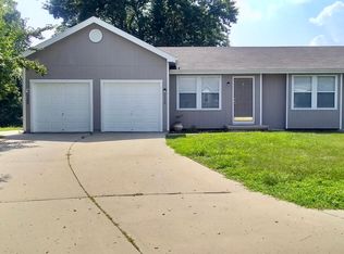 7306 N Lane Ave, Kansas City, MO 64158
