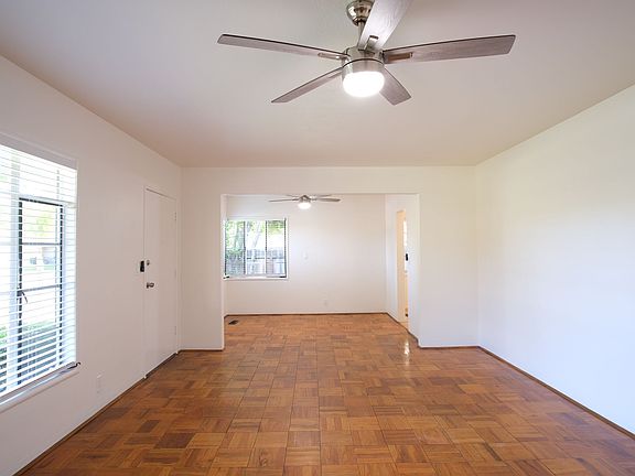 4th image of 102 Chabot Ct