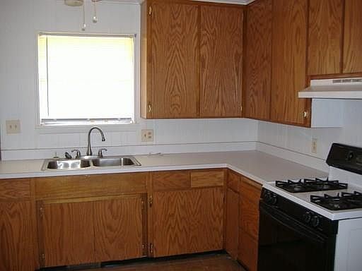 4th image of 1812 W Olrich St