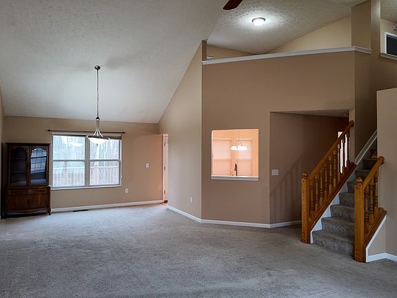 2nd image of 3618 Legend Oaks Dr