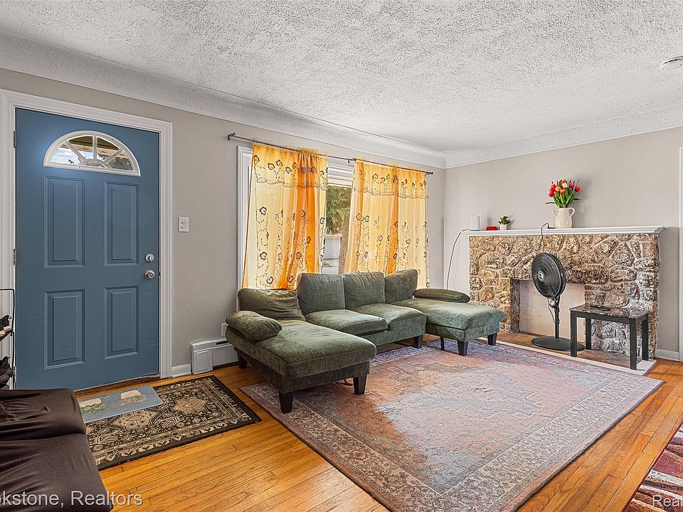 25141 Burt St, photo 7